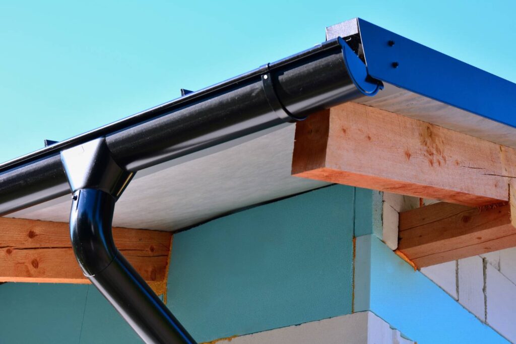 how do i choose the right size guttering for my home