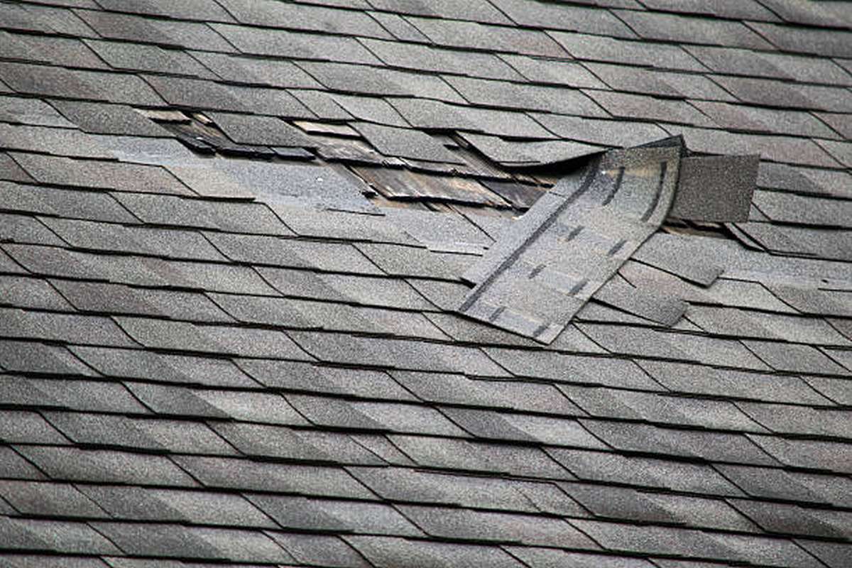 How Do You Repair A Leaking Roof Tile3