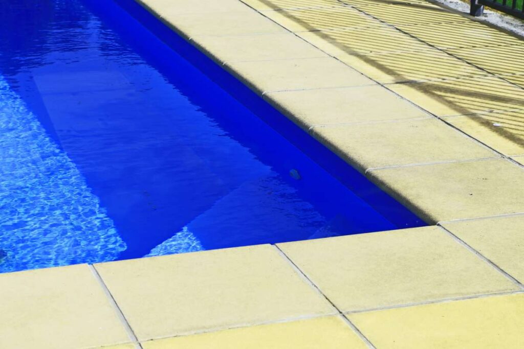how to external waterproofing under tiles (2)
