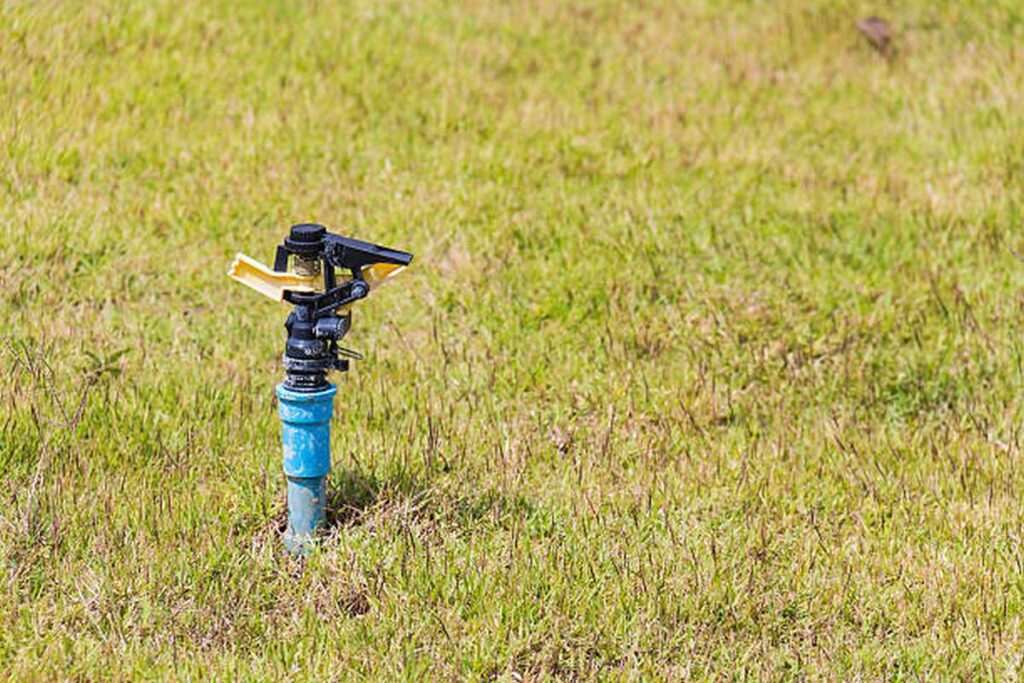 how to repair a broken sprinkler line 3