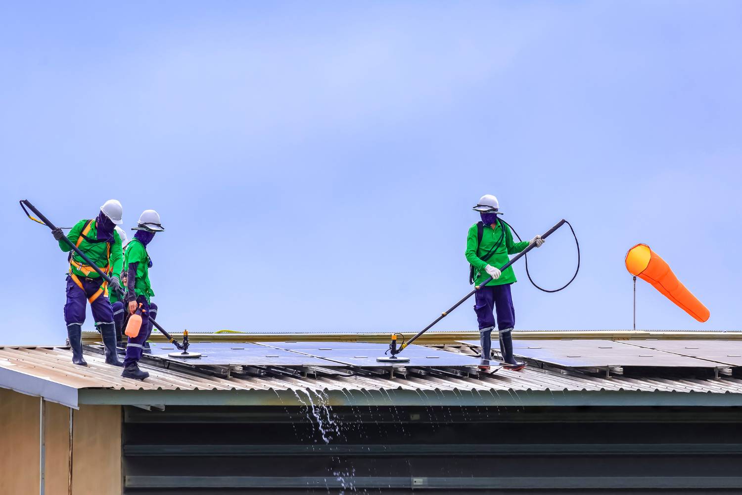 what are the benefits of professional roof cleaning 1