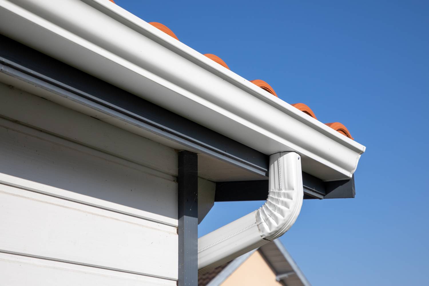 what are the benefits of seamless guttering 2