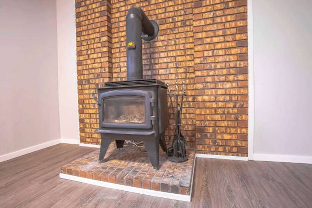 which tiles are suitable for use around a wood burning stove (2)