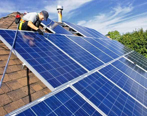 4 Reasons Why You Should Consider Making The Switch To Solar In 2020...